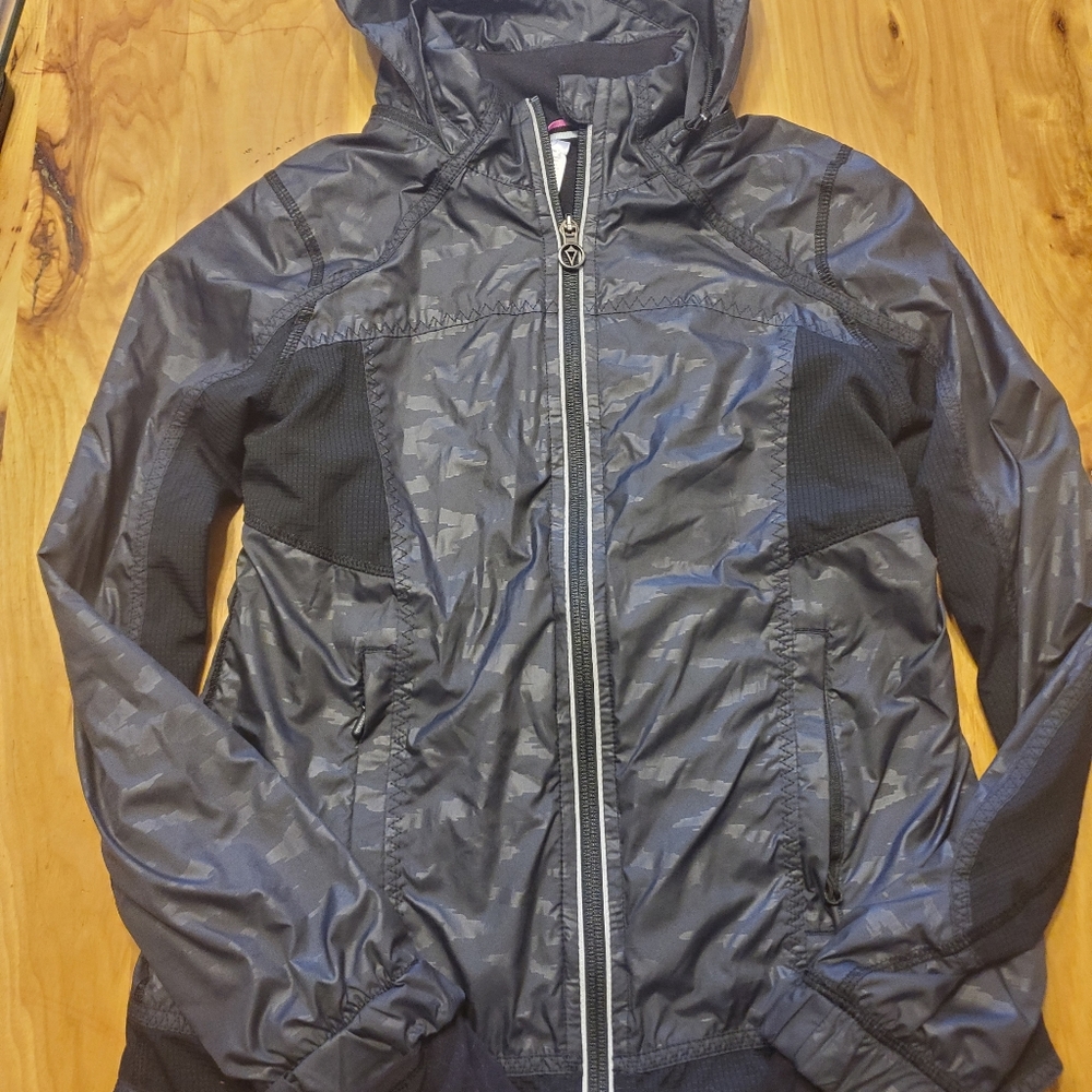 Ivivva jacket girls size 8